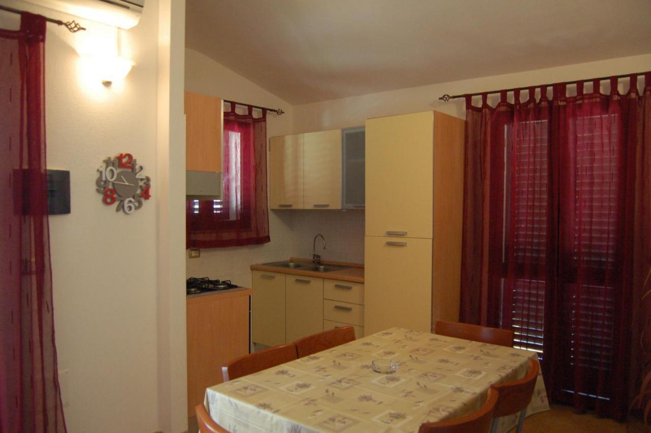 Via Costantino Apartment Budoni Exterior photo
