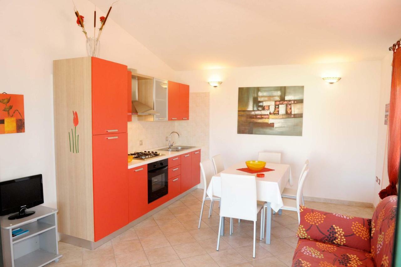 Via Costantino Apartment Budoni Exterior photo